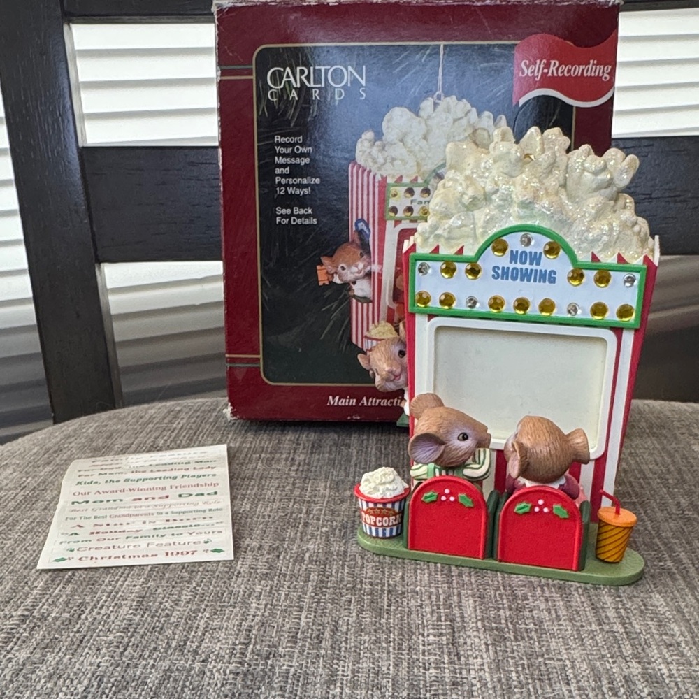 Carlton Cards Main Attraction Ornament 1997